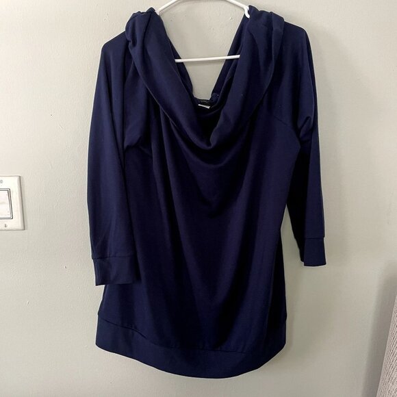Torrid off the shoulder classic long sleeved sweater casual comfortable fleece - Picture 1 of 5